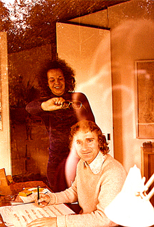 1974GeorgeAndJamesW225.jpg